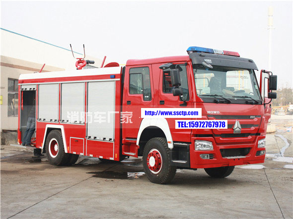 消防灑水車圖片_國六重汽豪沃8噸泡沫消防車廠家價格2