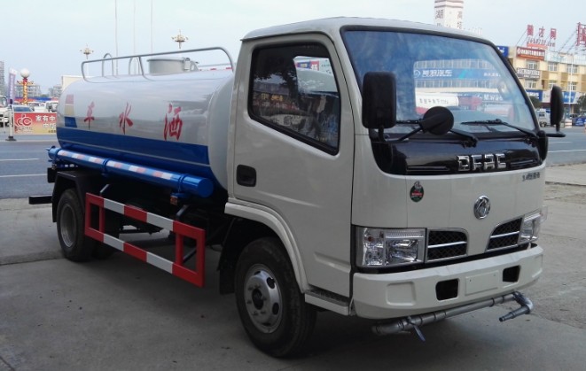 東風福瑞卡5噸綠化灑水車(不上戶灑水車)4