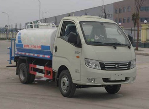 福田時代2噸藍(lán)牌小型灑水車4