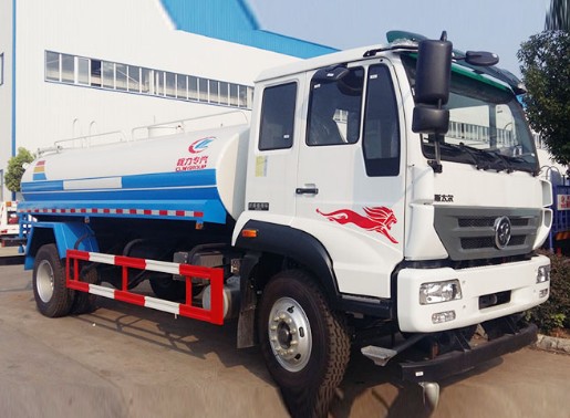 重汽斯太爾15噸灑水車圖片 重汽斯太爾15噸灑水車圖片