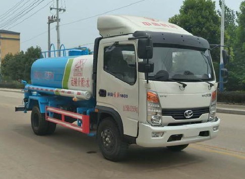 五方灑水車多重_時風風馳5方綠化灑水車廠家價格4