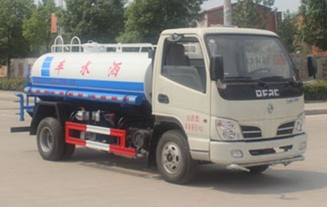 小型灑水車需要什么駕駛證_東風(fēng)多利卡2.5噸藍牌小型灑水車4