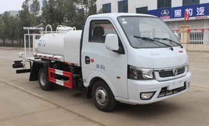 藍(lán)牌灑水車多少錢一輛_東風(fēng)途逸2噸藍(lán)牌綠化灑水車廠家價(jià)格3
