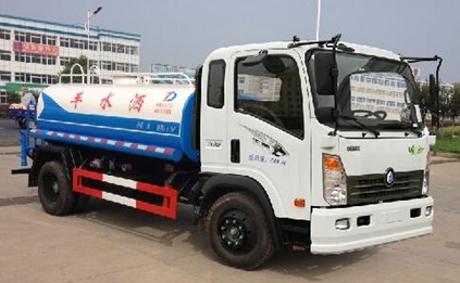 5噸綠化灑水車價(jià)格_重汽王牌5噸綠化灑水車廠家價(jià)格3