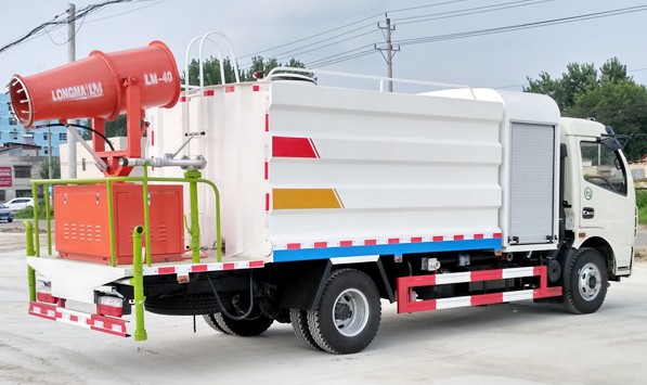 東風(fēng)3800軸距多功能抑塵車廠家價格3