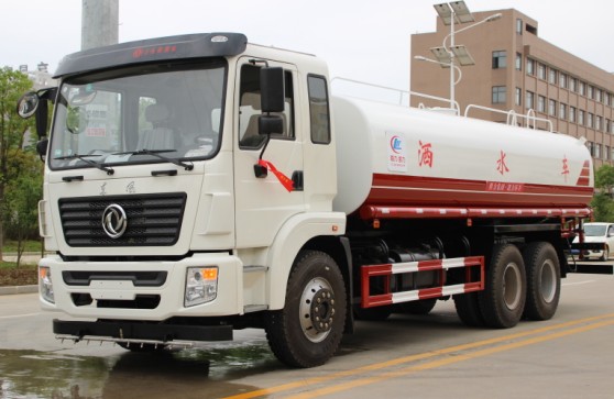 東風(fēng)齊星駕駛室22噸后雙橋?yàn)⑺?chē)高清圖片 東風(fēng)齊星駕駛室22噸后雙橋?yàn)⑺?chē)高清圖片