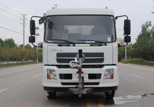 東風天錦灑水車(不銹鋼罐體)高清圖片 東風天錦灑水車(不銹鋼罐體)高清圖片