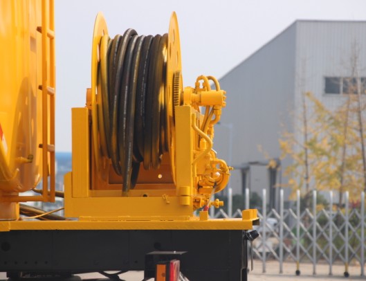 東風天錦灑水車帶高壓清洗高清圖片 東風天錦灑水車帶高壓清洗高清圖片