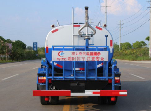 5噸東風凱普特灑水車高清圖片 5噸東風凱普特灑水車高清圖片