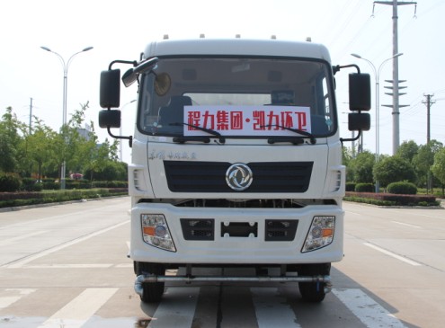 東風(fēng)專用底盤12方灑水車高清圖片 東風(fēng)專用底盤12方灑水車高清圖片
