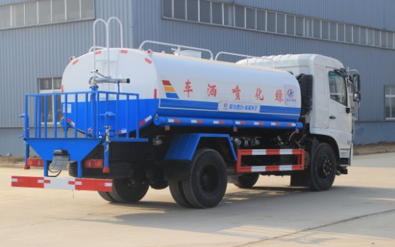 東風專用底盤(D3L駕駛室)12方灑水車高清圖片 東風專用底盤(D3L駕駛室)12方灑水車高清圖片