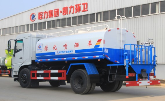 東風專用底盤(D3L駕駛室)12方灑水車高清圖片 東風專用底盤(D3L駕駛室)12方灑水車高清圖片