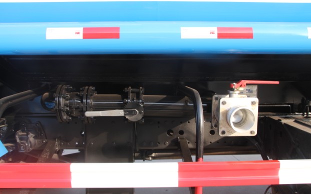 東風專底消防灑水車高清圖片 東風專底消防灑水車高清圖片