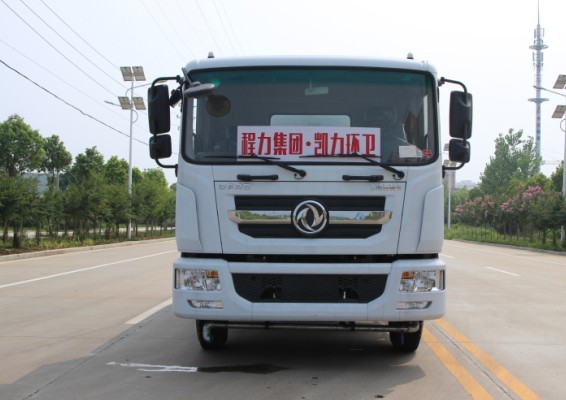 東風多利卡D9灑水車帶霧炮(圓罐)高清圖片 東風多利卡D9灑水車帶霧炮(圓罐)高清圖片