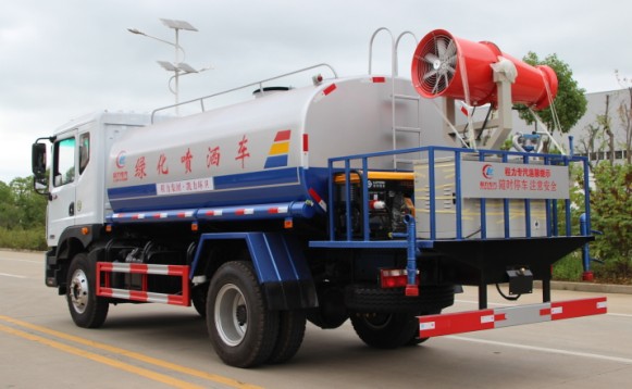 東風多利卡D9灑水車帶霧炮(圓罐)高清圖片 東風多利卡D9灑水車帶霧炮(圓罐)高清圖片