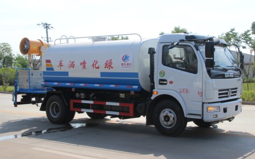 8噸東風多利卡霧炮車(朝柴發動機)高清圖片 8噸東風多利卡霧炮車(朝柴發動機)高清圖片