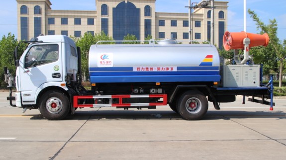 8方東風凱普特霧炮車高清圖片 8方東風凱普特霧炮車高清圖片