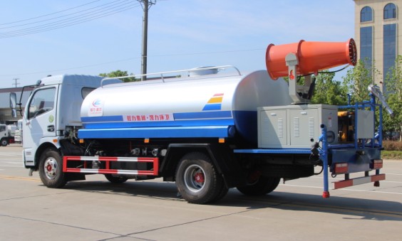 8方東風凱普特霧炮車高清圖片 8方東風凱普特霧炮車高清圖片