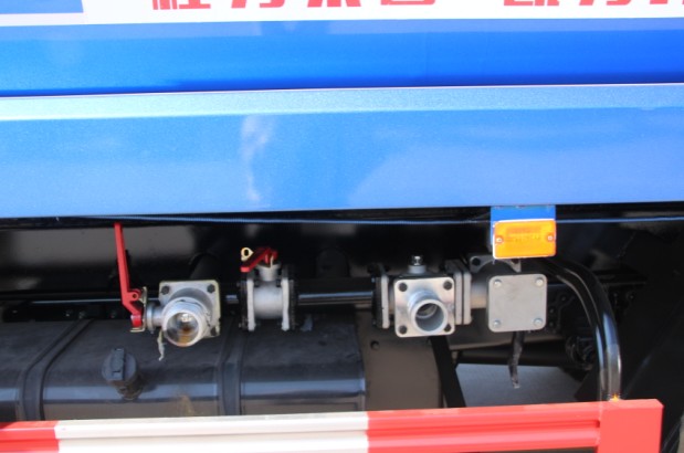 8方東風凱普特霧炮車高清圖片 8方東風凱普特霧炮車高清圖片