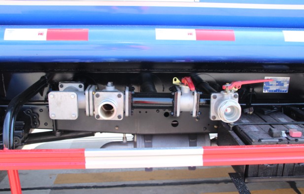 5方東風多利卡霧炮車(云內發動機)高清圖片 5方東風多利卡霧炮車(云內發動機)高清圖片