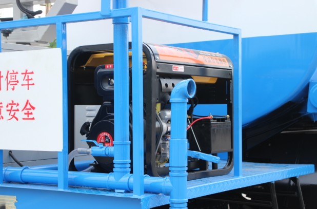 5方東風多利卡霧炮車(云內發動機)高清圖片 5方東風多利卡霧炮車(云內發動機)高清圖片