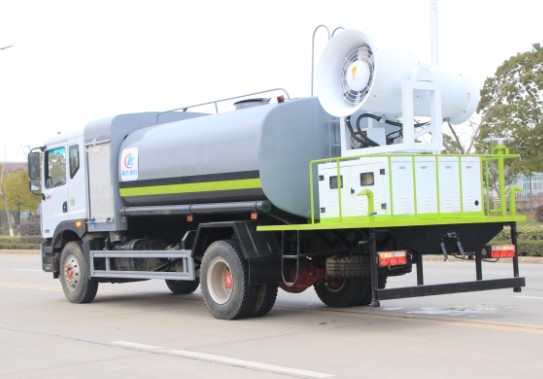 東風(fēng)多利卡D9圓罐抑塵車高清圖片 東風(fēng)多利卡D9圓罐抑塵車高清圖片