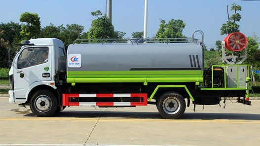國(guó)六東風(fēng)凱普特K7霧炮灑水車圖片 國(guó)六東風(fēng)凱普特K7霧炮灑水車圖片