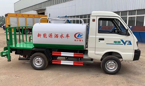 小型灑水車1.5噸的價格多少_新能源純電動小型灑水車4