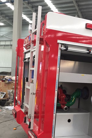 消防車折疊后爬梯圖片 消防車折疊后爬梯圖片