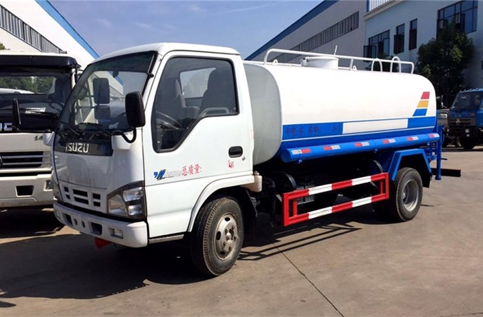 5噸慶鈴五十鈴灑水車圖片 5噸慶鈴五十鈴灑水車圖片