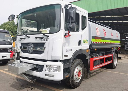 湖北新中綠灑水車 湖北新中綠灑水車