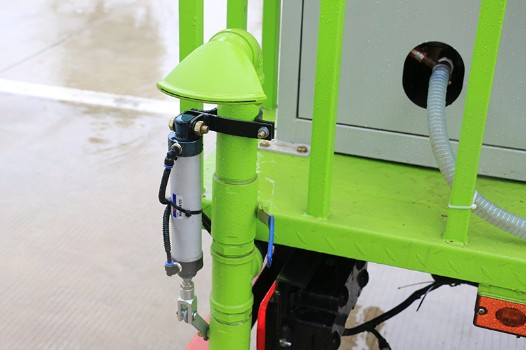 國六5方東風福瑞卡帶霧炮灑水車圖片 國六5方東風福瑞卡帶霧炮灑水車圖片