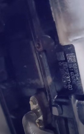 發(fā)動機缸體號位置 發(fā)動機缸體號位置