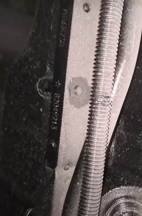 發(fā)動機缸體號位置 發(fā)動機缸體號位置