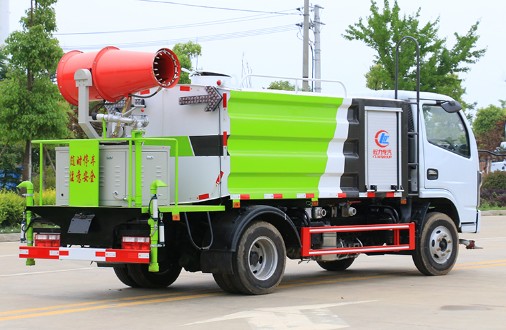 藍牌灑水車價格查詢_國六東風小福瑞卡5噸抑塵車廠家價格-程力抑塵車4