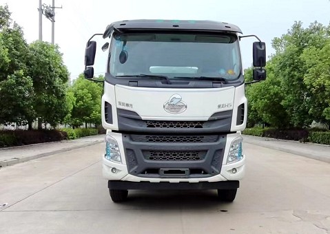 國六東風柳汽后雙橋灑水車 國六東風柳汽后雙橋灑水車