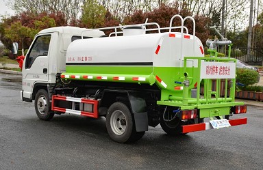 國(guó)六2.7方福田時(shí)代小卡之星2藍(lán)牌灑水車圖片 國(guó)六2.7方福田時(shí)代小卡之星2藍(lán)牌灑水車圖片