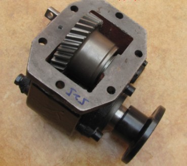 LG525/CA1041/1061取力器總成 LG525/CA1041/1061取力器總成