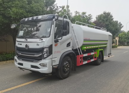 國(guó)六東風(fēng)華神(T3)11方消防灑水車(chē) 國(guó)六東風(fēng)華神(T3)11方消防灑水車(chē)