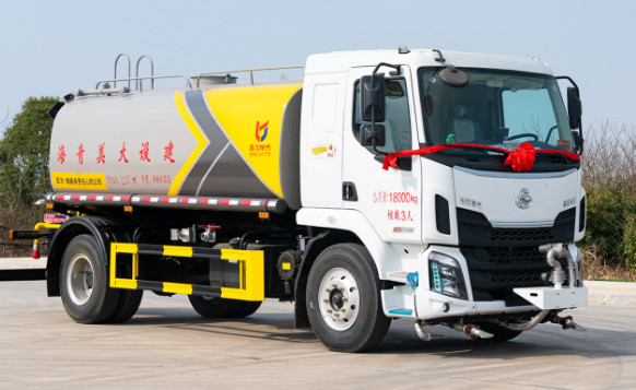 灑水車圖片 灑水車圖片