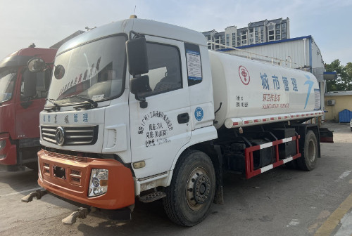 二手國五東風隨專15方灑水車 二手國五東風隨專15方灑水車