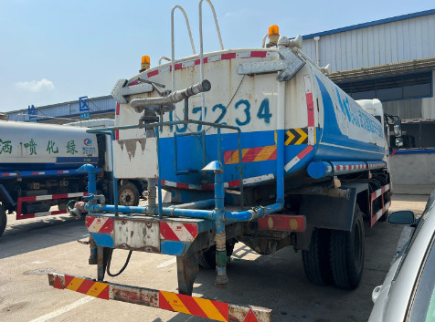 二手15方灑水車_二手國五東風(fēng)天錦灑水車4