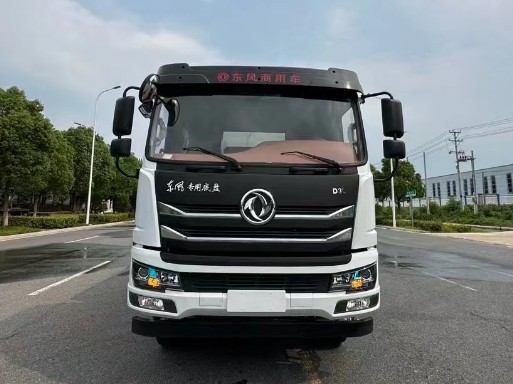 12方東風新款D3L灑水車 12方東風新款D3L灑水車