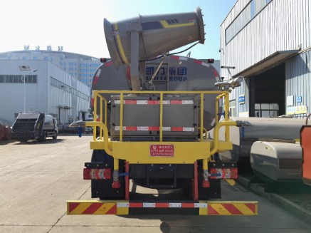 江淮駿鈴15方灑水車_凱力風(fēng)牌KLF5181GPSH6型綠化噴灑車5