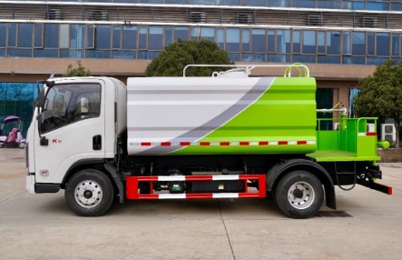 江淮7方藍(lán)牌灑水車_江淮威鈴藍(lán)牌灑水車_江淮威鈴路面養(yǎng)護(hù)車3