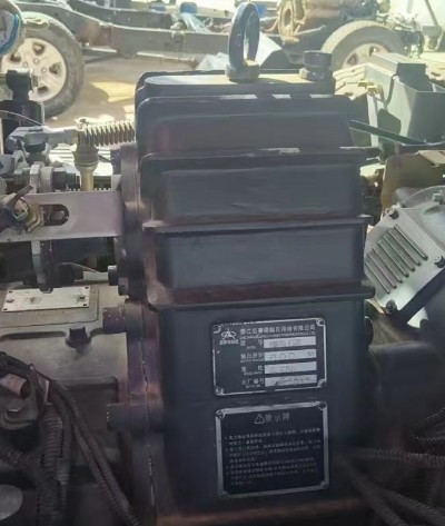 浙江佰事瑞帕瓦夾心取力器_HW60Q-F300型|HW140Q-F302型取力器_HW12706變速箱夾心取力器 浙江佰事瑞帕瓦夾心取力器_HW60Q-F300型|HW140Q-F302型取力器_HW12706變速箱夾心取力器