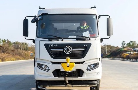 20方東風(fēng)天錦小三軸灑水車_東風(fēng)天錦前四后四20方灑水車 20方東風(fēng)天錦小三軸灑水車_東風(fēng)天錦前四后四20方灑水車